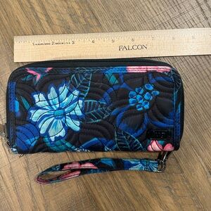 Lug Accordian RFID Wallet